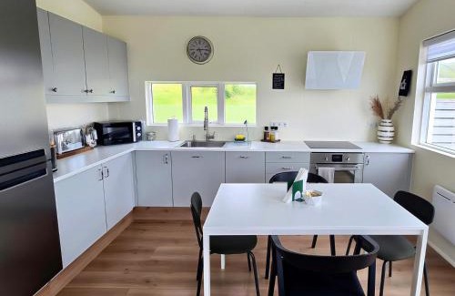 Storidalur House | Seljanlandsfoss Sky Retreat