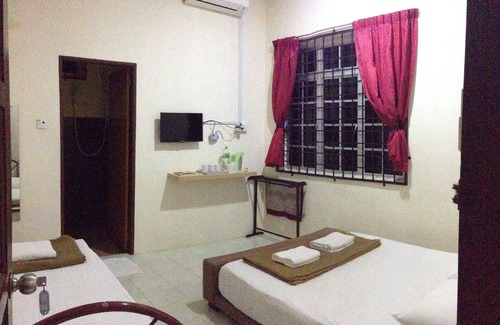 Dungun Hotel | Semarak Beach Inn