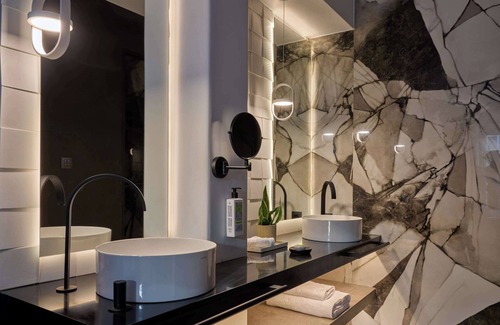 Xilokeratidi Resort | Semeli Coast Mykonos, Curio Collection by Hilton