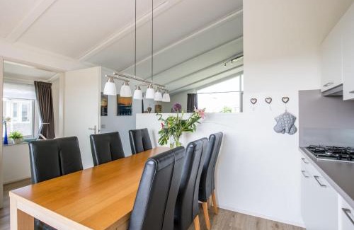 Kamperland House | Semi-detached house near Noord-Beveland Beach