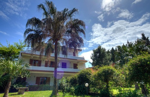 Furnari Villa | semidetached beach villa in front of eolian island near Milazzo: Tindari