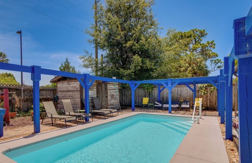 Seminole Cottage | Seminole Oasis w/ Shared Pool, Grill & Patio!