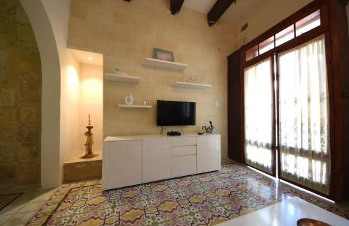 Senglea House | Senglea medieval house