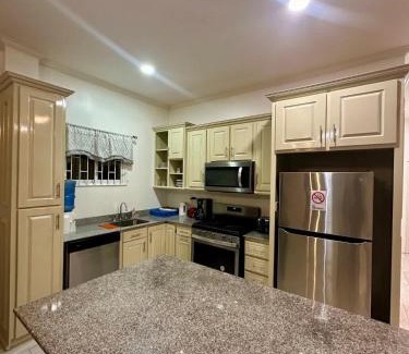 Georgetown Apartment | Senior Suite 3 Bedroom