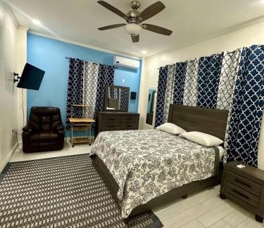 Georgetown Apartment | Senior Suite 3 Bedroom