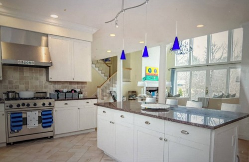 Northwest Harbor House | Sensational & Sophisticated 5 Bedroom Home in East Hampton
