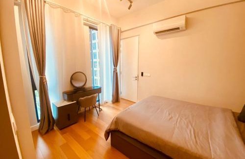 Brickfields Apartment | Sentral Suites Kuala lumpur By Leyla 3BR suites 8 pax