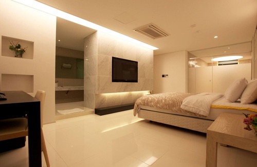 Seocho-dong Hotel | Seocho Amusement Hotel Nambu Terminal