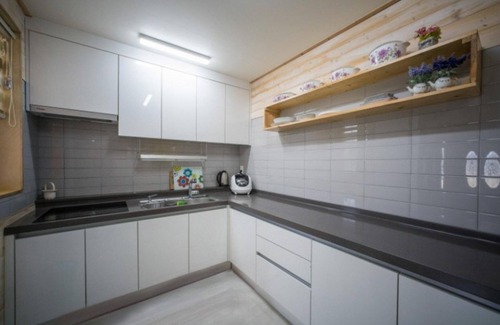 Namwon House | Seogwipo Jeju Mido Pension