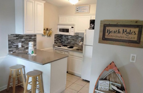 North Forest Beach Villa | SEP. 14,15,16,17 JUST 99 PER NIGHT! plus tax/fees