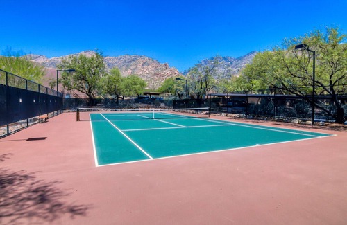 Tucson Condo | Serene 2BR Sonoran Oasis with Mountain Views, Pool, & Trail Access