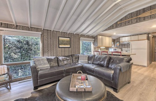 Ligonier Apartment | Serene and Secluded Walk Up in the Woods