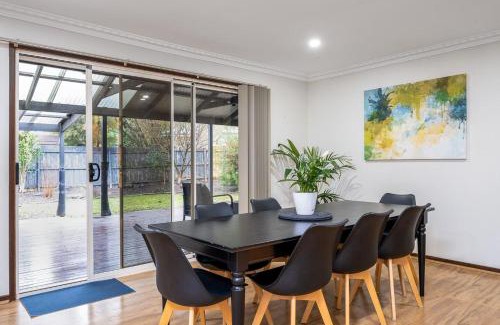 Berwick House | Serene and Spacious Retreat on the Hills