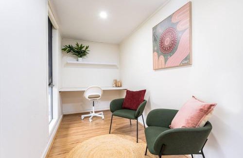 Berwick House | Serene and Spacious Retreat on the Hills