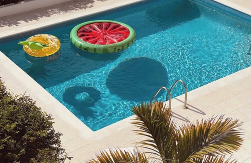 Inch Marlowe Villa | Serene Beautiful Villa in Inch Marlowe sleeps 8, with pool next to Lady Bay