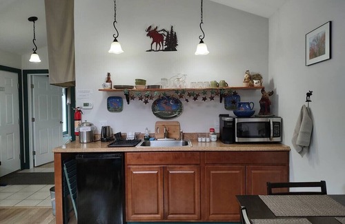 Hyde Park Apartment | Serene Country Cabins 1 In the heart of Vermont