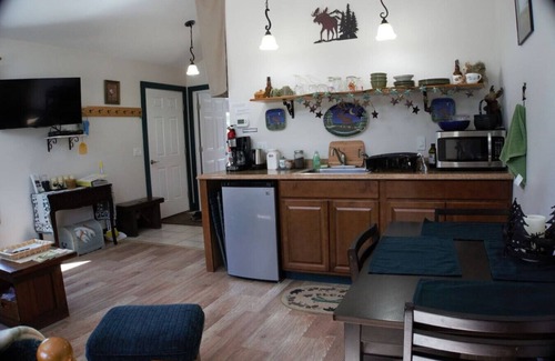 Hyde Park Apartment | Serene Country Cabins 1 In the heart of Vermont