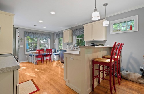 Fish Creek Cottage | Serene Fish Creek Escape- private lot with fire pit