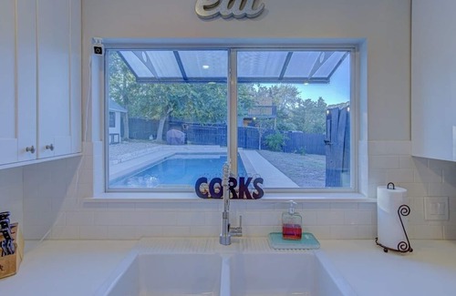 Austin House | Serene Lakeway Charmer with Private Pool
