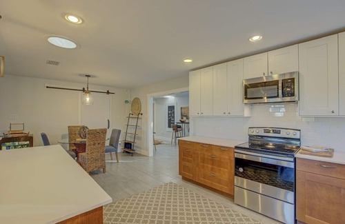 Austin House | Serene Lakeway Charmer with Private Pool