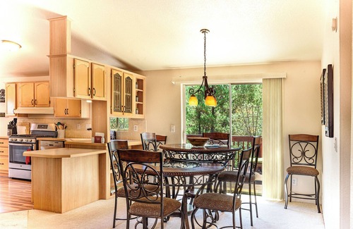 West Sedona Cabin | Serene retreat secluded in the hills, private trails straight from the backyard.