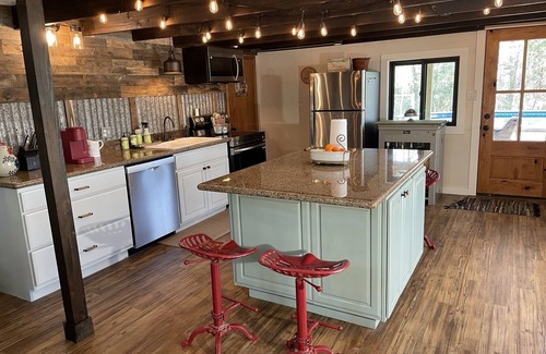 Cleveland House | Serene Secluded Cabin - Currently Unavailable