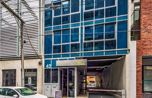 South Yarra Apartment | Serene South Yarra Sanctuary