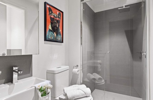 South Yarra Apartment | Serene South Yarra Sanctuary