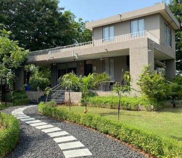Sanand House | Serene stay in the lap of Nature