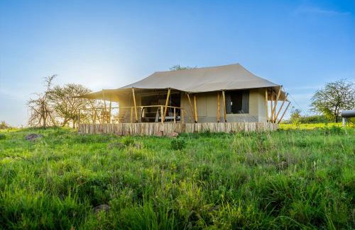Serengeti National Park Cabin | Serengeti Malaika Luxury Camp
