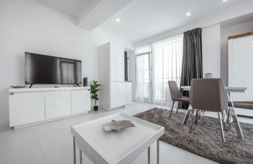 Jupiter Apartment | Serenity by Oxygen Residence