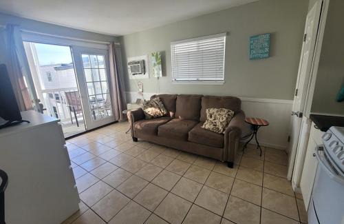 Hampton Apartment | Serenity by the Sea II
