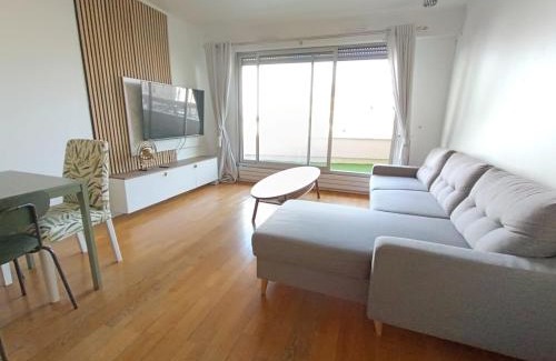 Faubourg de l'Arche Apartment | Serenity Courbevoie, Paris La Defense