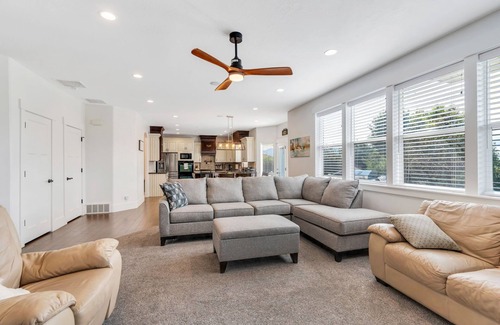 American Fork House | Serenity Family Retreat - Relax & Recharge Here