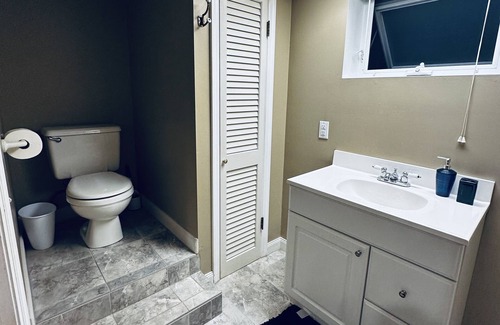 Butler Apartment | "Serenity in Butler: 2-BR Apartment with Backyard Oasis" Near NYC