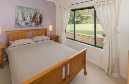 Carrickalinga House | Serenity on Stacey - 34 Stacey Drive