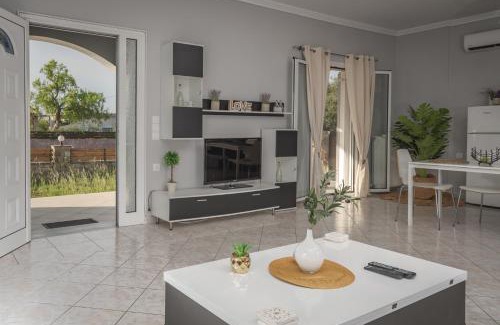 Gaitanion Apartment | Serotonin