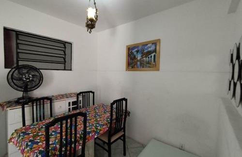 Centro de Vila Velha House | Seu Apto na Praia da Costa 7 Completo 2Q 2B 2S Ar Cond Geladeira Fogao TV Centro Sem escadas