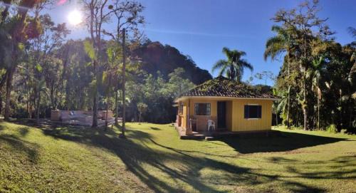 Apiai House | Seu Refúgio com Lareira Próximo ao Petar