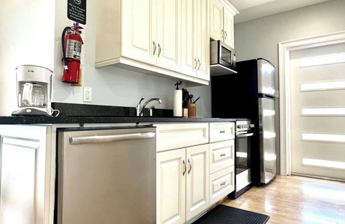 Northwest Point Condo | Seven Mile View #3B - Oceanfront Studio & Pool