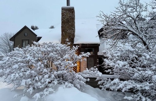 White House | Seven Springs ski in, ski out two bedroom and loft for year round fun.