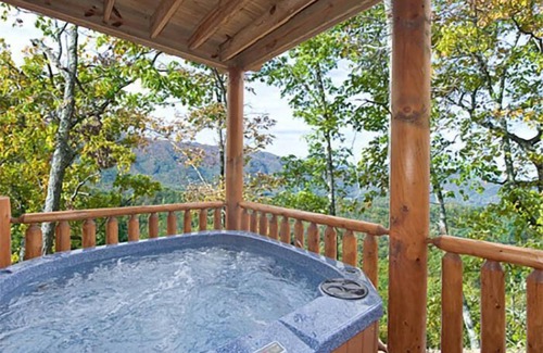 Sevierville Cabin | Sevierville - Legacy Mansion - 12 Bdrms.