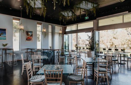 Modbury Hotel | Sfera's Park Suites & Convention Centre
