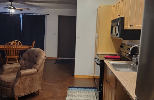Bloomfield Apartment | Shaggy Moos Apartment
