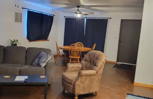 Bloomfield Apartment | Shaggy Moos Apartment