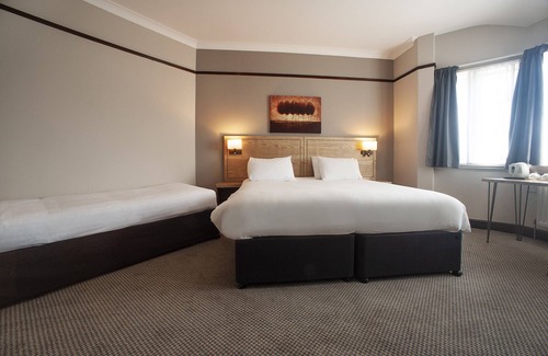 Poole Hotel | Shah of Persia, Poole by Marston's Inns