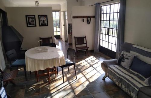 Vredefort Ski Chalet | Shallow Pig Cottage
