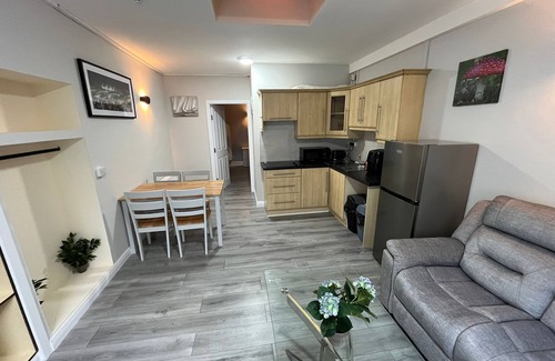 Cork Hotel | Shamrock Inn