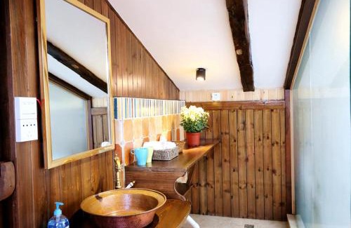 Shangri-La House | Shangri-La mid - mountain homestay