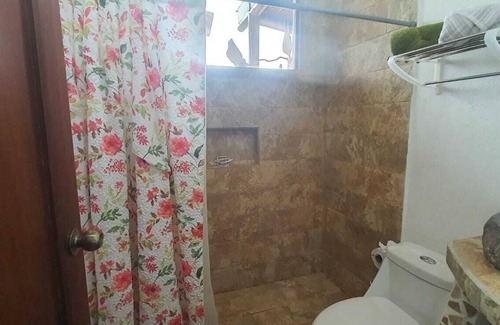 San Miguel de los Bancos Other | ShantihOMe: Ecolodge entre Mindo y San Miguel de los Bancos